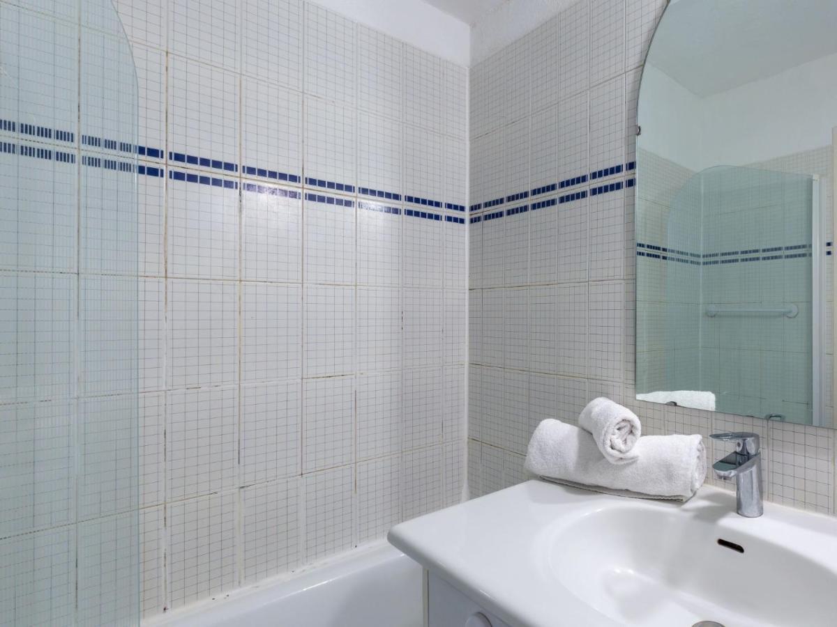 Apartment Rond Point Des Pistes - Val Claret-2 By Interhome Тінь Екстер'єр фото